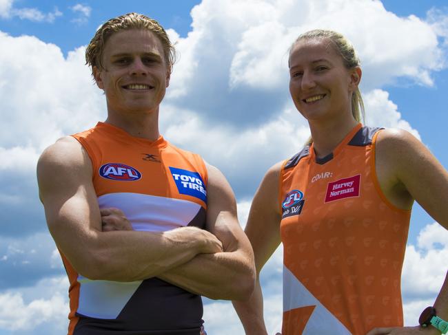 (L-R) GWS Giants players Adam Kennedy and Tanya Hetherington are ready to make an impact in 2018 after recovering from knee injuries