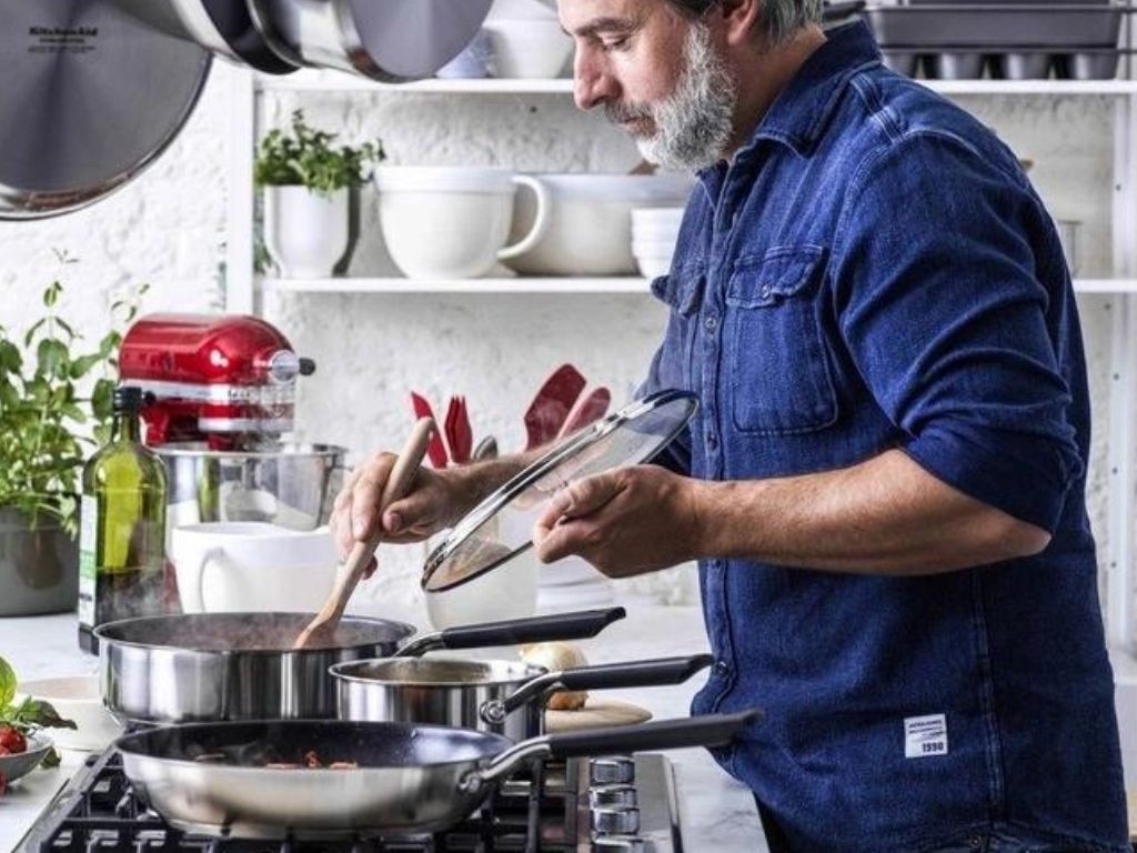 Slash 50 per cent off cookware at Myer.