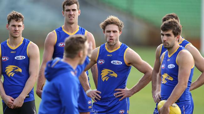 Sam Mitchell addresses Jack Redden, Scott Lycett, Mark Hutchings, Elliot Yeo and Andrew Gaff at training. Picture: Getty Images