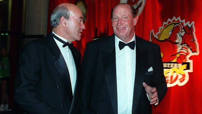 Kerry Packer (R) and John Quayle in 1995.