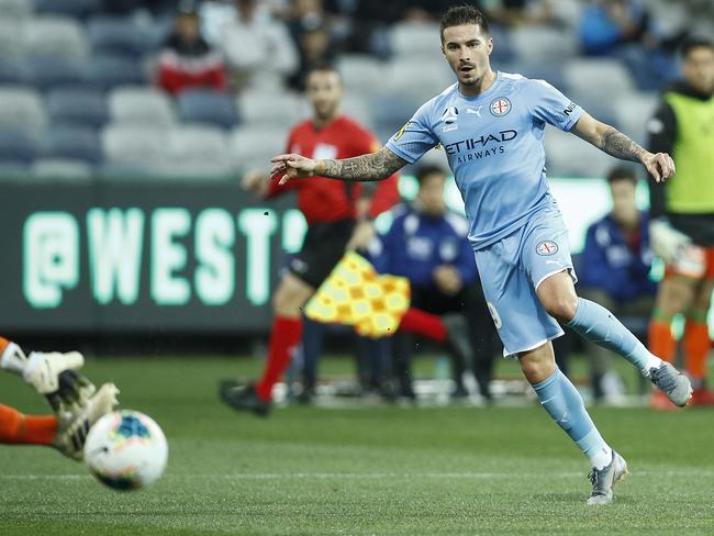 GEELONG, AUSTRALIA - OCTOBER 27: Jamie Maclaren of Melbourne City kicks a goal during the round three A-League match between Western United and Melbourne City at GMHBA Stadium on October 27, 2019 in Geelong, Australia. (Photo by Daniel Pockett/Getty Images)