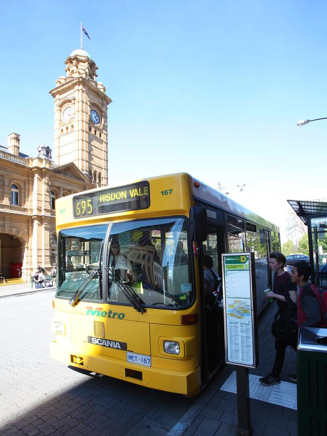 Elizabeth Street bus mall. PIC: MATT THOMPSON