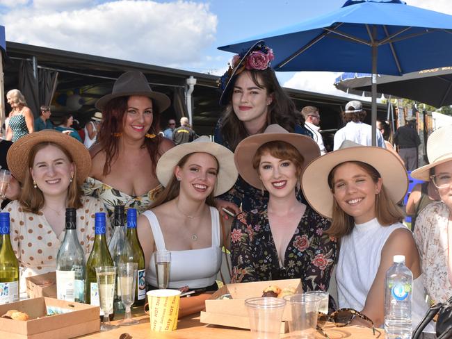 GALLERY: Glitz and glamour at 2021 Warwick Cup