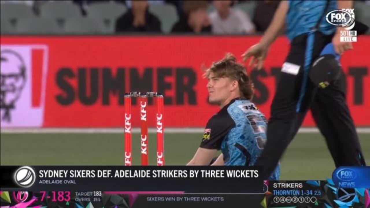 Strikers season over after Sixers chase