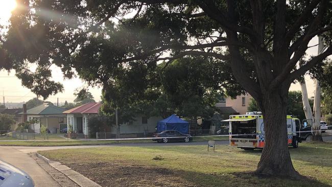 Police on scene at Carr Parade, Unanderra, after the 2018 shooting. Picture: 9 News Illawarra