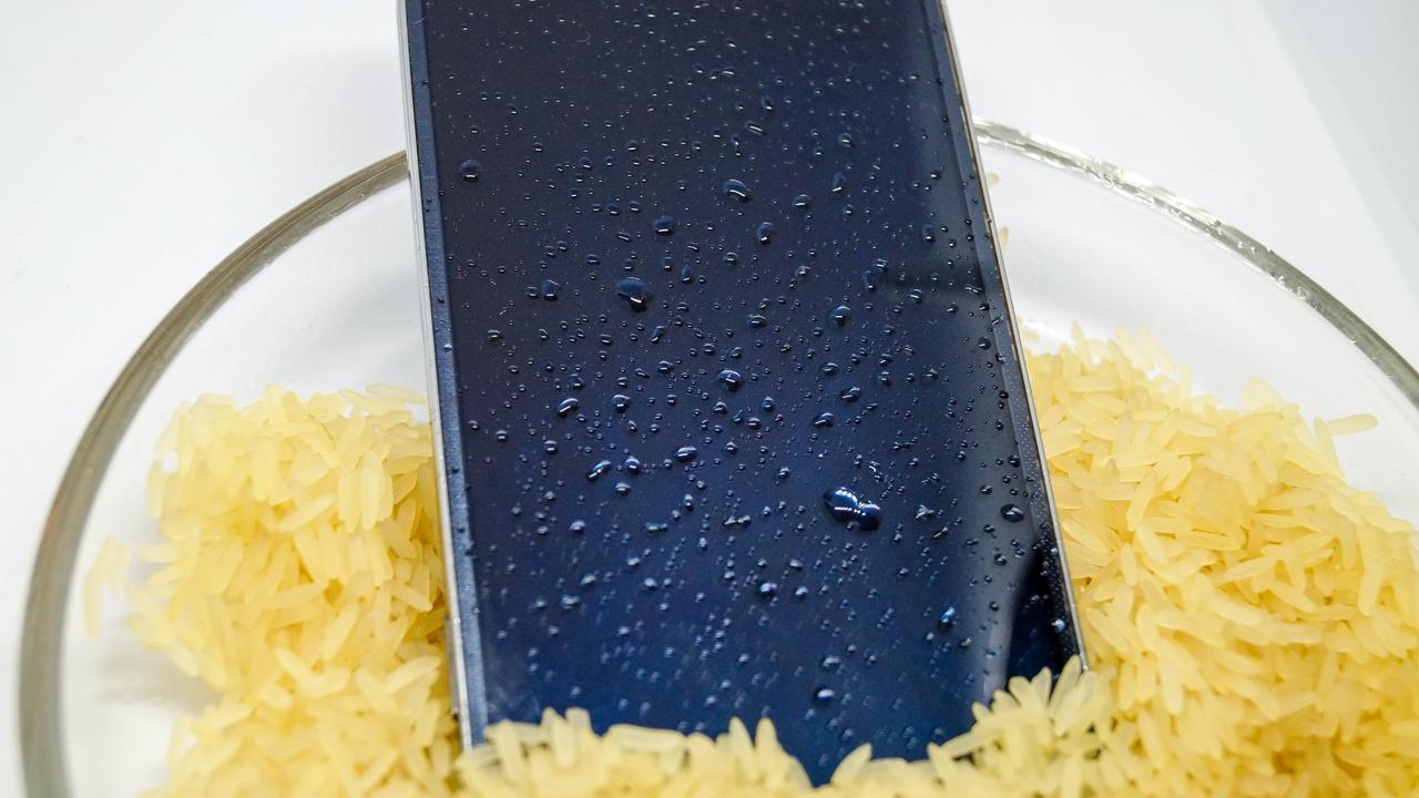 Experts say stop using rice if you want your phone to last. Picture: iStock