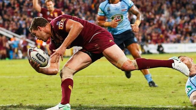 Corey Oates has been dropped from the Queensland team.