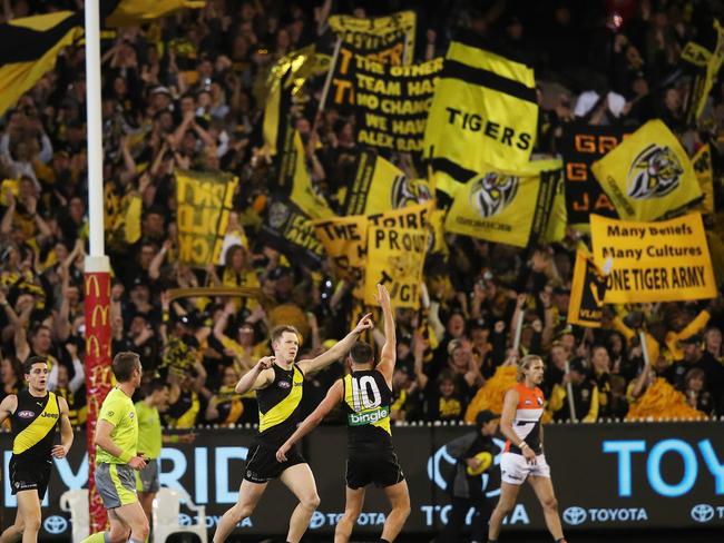 Jack Riewoldt celebrates kicking a goal during the AFL Preliminary Final. Picture. Phil Hillyard