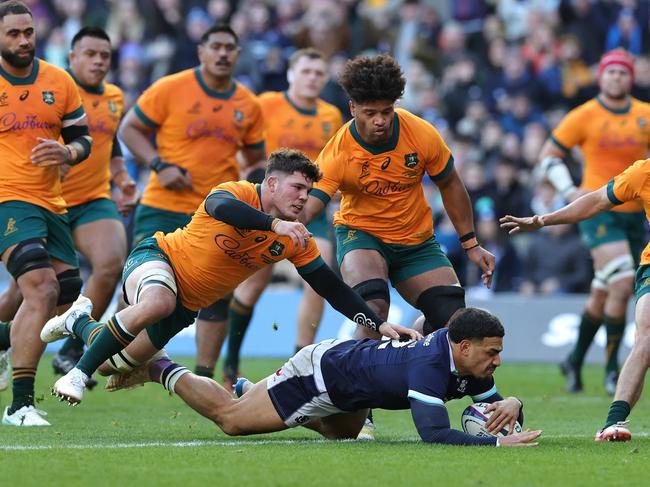 Sione Tuipulotu of Scotland scores their first try during the Autumn Nations Series 2024 match between Scotland and Australia at Scottish Gas Murrayfield on November 24, 2024 in Edinburgh, Scotland. Picture: David Rogers/Getty Images