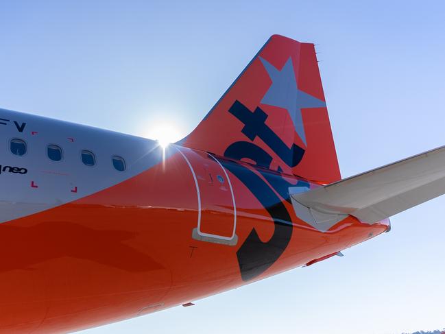 Jetstar has taken delivery of a new Airbus A321neo LR in Melbourne.