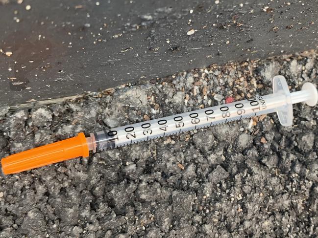 Discarded needle found in a Richmond laneway on 14/05/2019. Picture taken by reporter Monique Hore