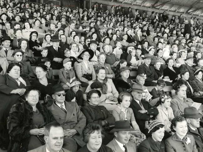 Royal Adelaide Show, 1953. 30,000 people gathered in the grandstands.