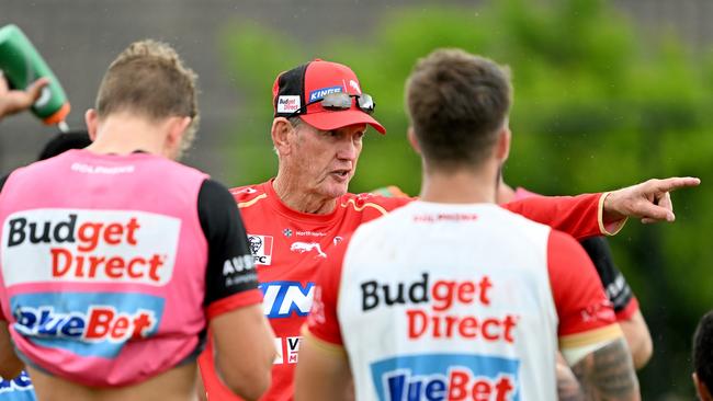 Coach Wayne Bennett talks to his players during a Dolphins NRL training session at Kayo Stadium on January 24, 2023 in Brisbane, Australia. (Photo by Bradley Kanaris/Getty Images)