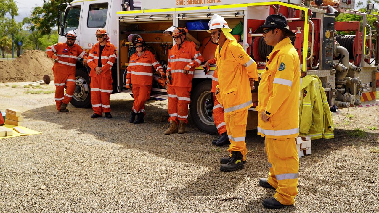 Mackay, Isaac QFES, SES, RFS crews practice road crash rescue skills at ...