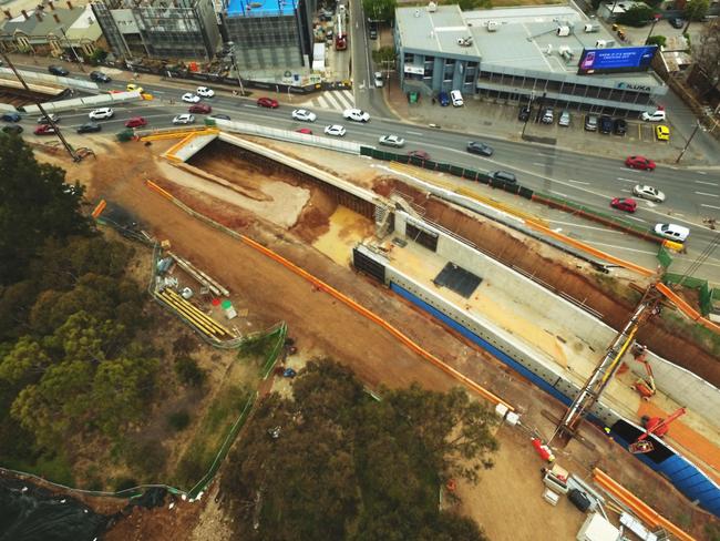 Progress work on the O-Bahn tunnel near Rymill Park.