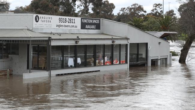 Water rises at the Anglers Tavern in Maribyrnong. Picture: NCA NewsWire / David Crosling