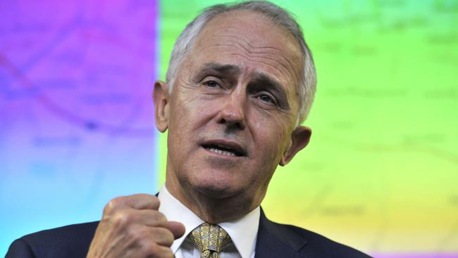 Prime Minister Malcolm Turnbull speaks to the media during the Western Sydney City Deal announcement at the NSW Transport Management Centre. (AAP Image/Joel Carrett)