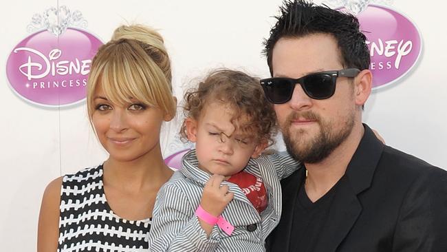 Nicole Richie, Sparrow and her hubby Joel.