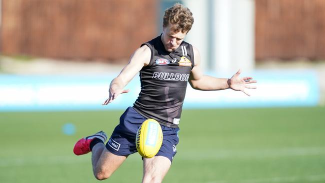 Jack Macrae spent plenty of time on a wing against the Saints. Picture: Natasha Morello/AAP