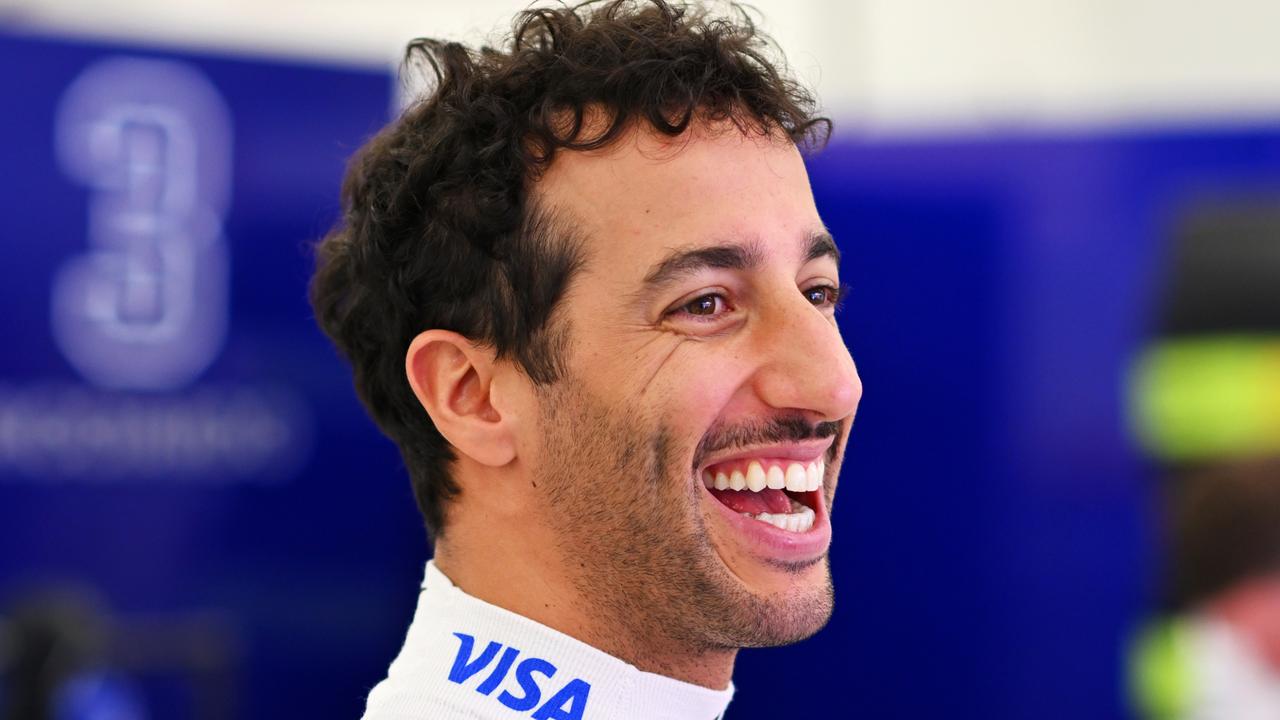 Daniel Ricciardo Photo With Sergio Perez By Abu Dhabi F Grand Prix Sparks Anger The Courier Mail