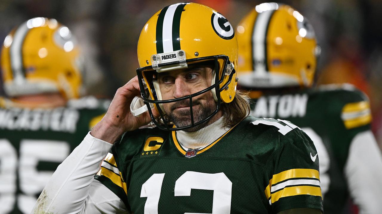 NFL Fans React To The Packers Retiring Aaron Rodgers' Number - The