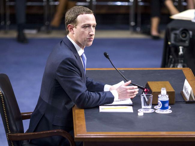 Zuckerberg and his perfect body language. Picture: Getty