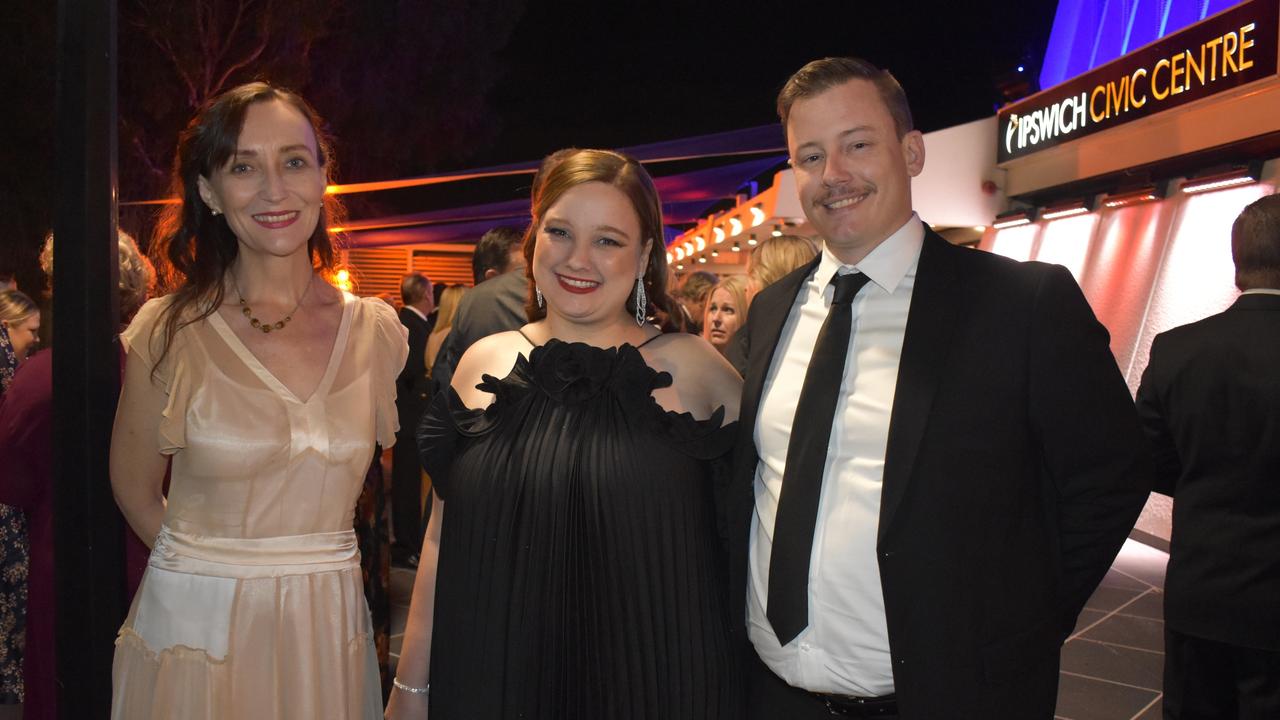 Dr Erin Evans, Volunteer manager IHF Christina Parnell and husband Adrian Parnell. IHF Gala Dinner, April 22, 2023