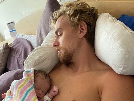 Former Crows star Hugh Greenwood has welcomed his first bub with longtime girlfriend Kjiersten Straub. Picture: Instagram.