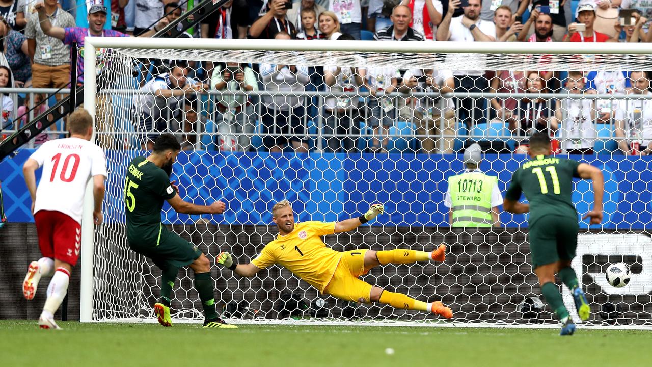 U.S. Goalkeeper Rejects a Penalty Kick—and Questions About Her Skill - WSJ