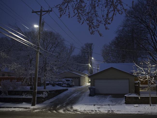 The alley in the Fulton neighbourhood of Minneapolis where Justine Ruszczyk was shot after approaching a Minneapolis Police Department squad car. Picture: Angus Mordant for Newscorp Australia