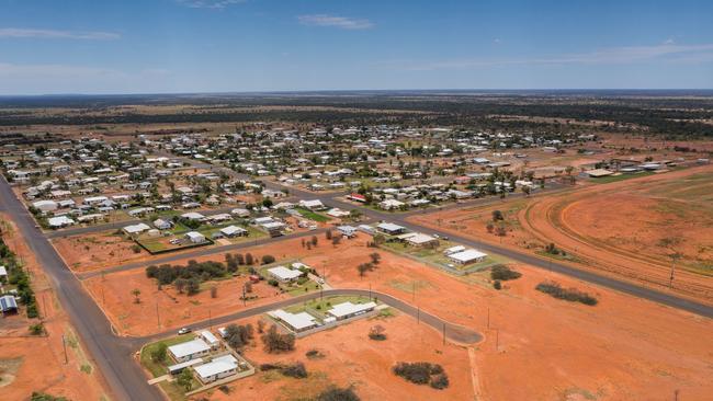 The push is on to get people moving to places like Quilpie, in regional Queensland.