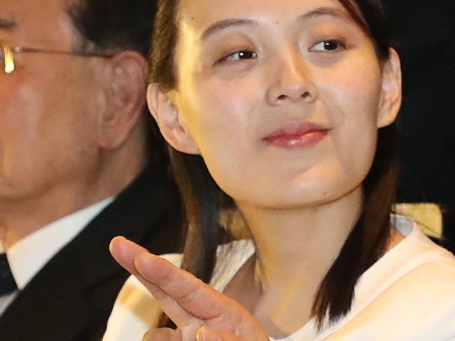 TOPSHOT - South Korean President Moon Jae-in (R) talks with North Korean leader Kim Jong Un's sister Kim Yo Jong (C) as they watch a concert of Pyongyang's Samjiyon Orchestra at a national theatre in Seoul on February 11, 2018. South Korean President Moon Jae-in sat next to the powerful sister of the North's leader Kim Jong Un at a concert in Seoul by musicians from Pyongyang, as conservative protesters burned the North's national flag outside Sunday.  / AFP PHOTO / YONHAP / - /  - South Korea OUT / REPUBLIC OF KOREA OUT  NO ARCHIVES  RESTRICTED TO SUBSCRIPTION USE