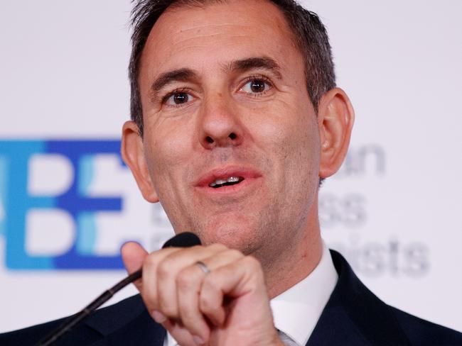 SYDNEY, AUSTRALIA - NewsWire Photos NOVEMBER 12, 2024: Australian Treasurer Jim Chalmers during his keynote speech at the Australian Business Economists lunch on Wednesday. Picture: NewsWire / Nikki Short