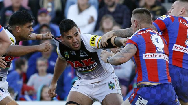 Viliame Kikau of the Panthers in a fight with Daniel Levi and Shaun Kenny-Dowall of the Knights during the Round 23 NRL match between the Penrith Panthers and the Newcastle Knights at Panthers Stadium in Sydney, Saturday, August 18, 2018. (AAP Image/Darren Pateman) NO ARCHIVING, EDITORIAL USE ONLY