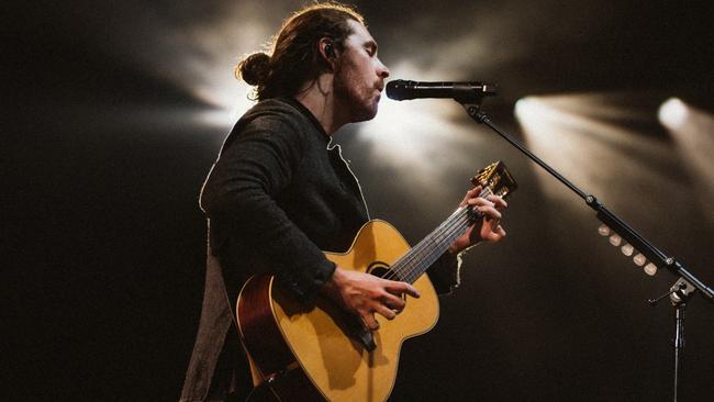 Irish superstar Hozier performing in Sydney at Qudos Bank Arena on November 15. Picture: Ruth Medjber / Supplied.