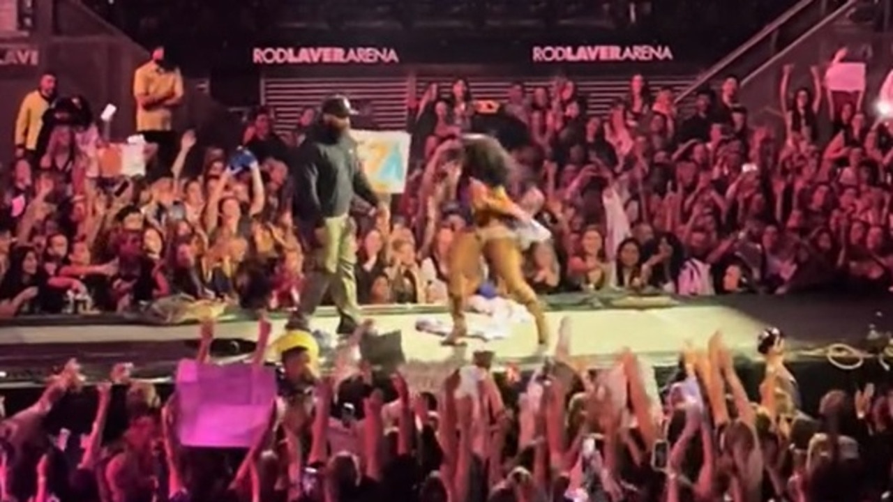 SZA was spotted running off stage while yelling into the crowd. Picture from TikTok.