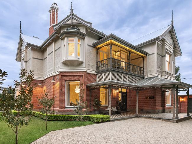 From pink to perfect: Inside a true Unley Park mansion