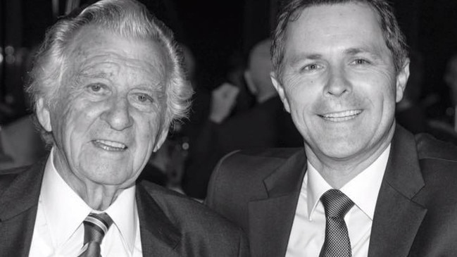 Former Prime Minister Bob Hawke launched Blaxland MP Jason Clare campaign in 2016.