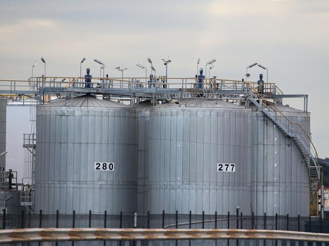 SYDNEY, AUSTRALIA - Newswire Photos August 01, 2022: A general view of a Gas storage facility at Port Botany in Sydney as Australia's gas crisis and the ACCC placing pressure on the federal government and exporters to take action amid a looming record shortage. Picture: NCA Newswire