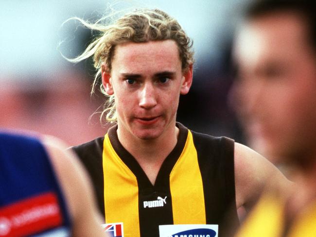 13 Jun 1999: Son of former Hawthorn player Michael Tuck and nephew of former Geelong player Gary Ablett, Shane Tuck of Hawthorn, during the Reserves match between the Western Bulldogs and Hawthorn, during round 11 of the AFL season, played at Optus Oval, Melbourne, Australia. Hawthorn defeated the Western Bulldogs. Mandatory Credit: Stuart Milligan/ALLSPORT