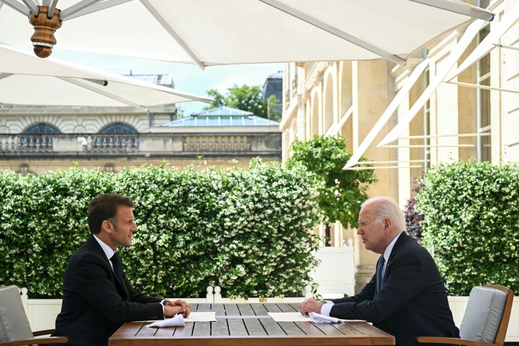 Biden vows US ‘standing strong’ with Ukraine on France state visit ...