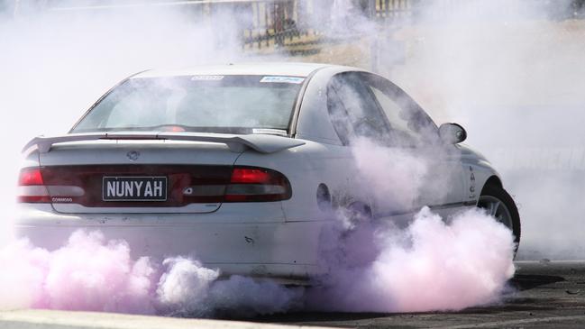 The smoke from the tyres could also change colour, indicating the tyres were close to popping. Picture: Gera Kazakov