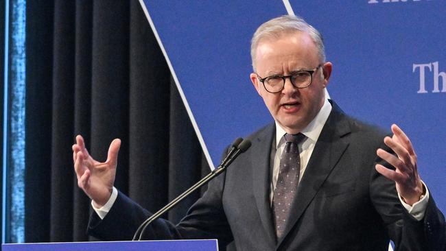 ADELAIDE, AUSTRALIA - NewsWire Photos FEBRUARY 21, 2025: The Prime Minister, Anthony Albanese delivers a speech at the Building a Bigger, Better SA Forum. Picture: NewsWire / Brenton Edwards