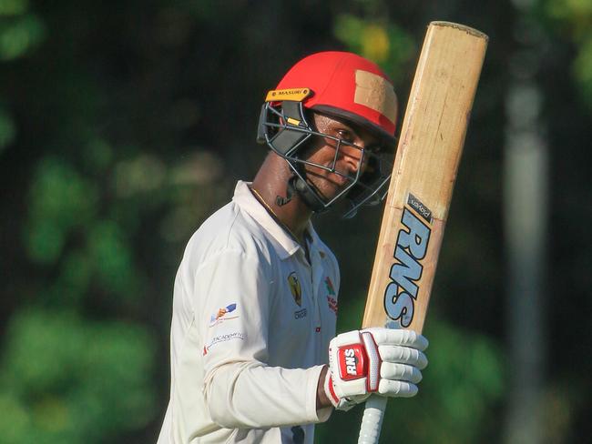 Waratah batter Ash Chandrasinghe brings up his fifth consecutive hundred against Tracy Village. Picture: Glenn Campbell.