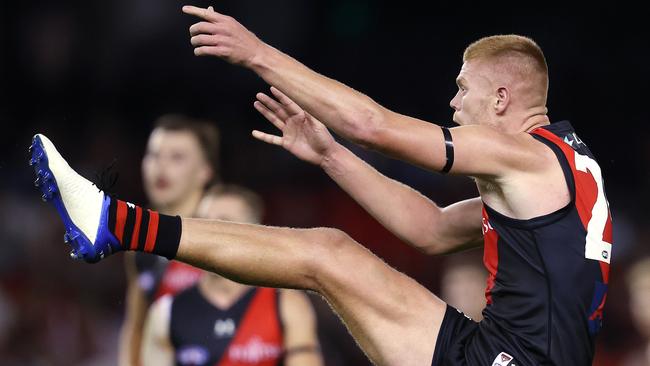 Essendon recruit Peter Wright is capable, but lacks competitiveness at times. Picture: Michael Klein