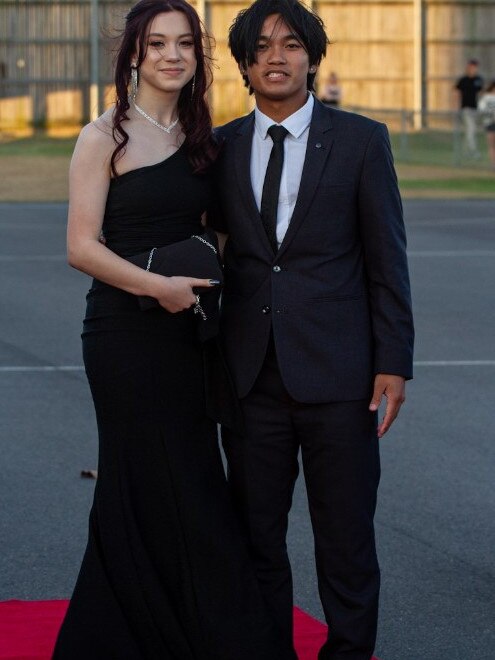 Kayleigh Herold and Kent Quinn at the 2023 Bundaberg State High School Formal.