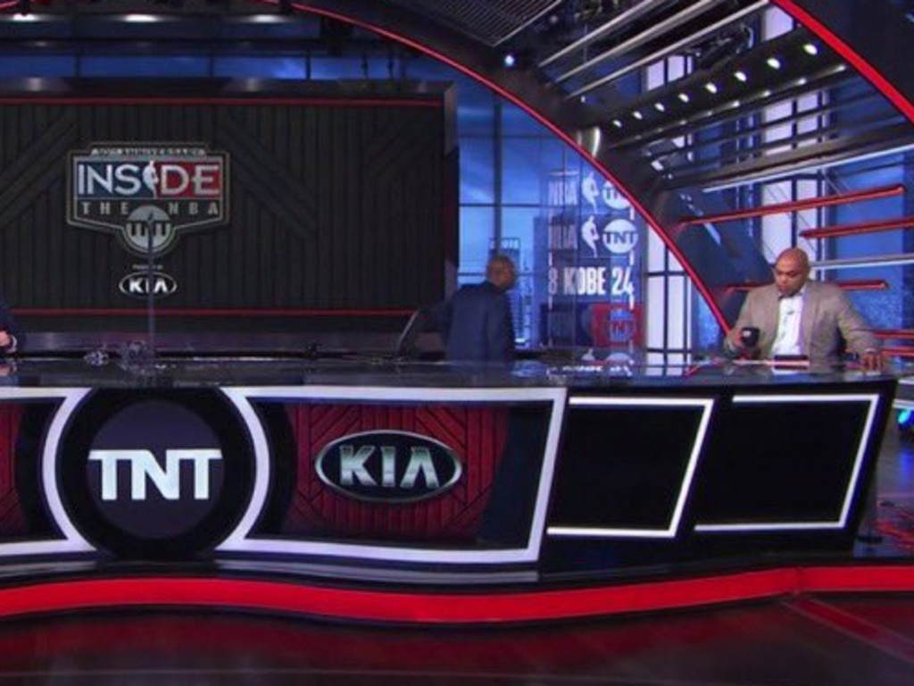 NBA 2020 Kenny Smith walks out on TNT studio in powerful display