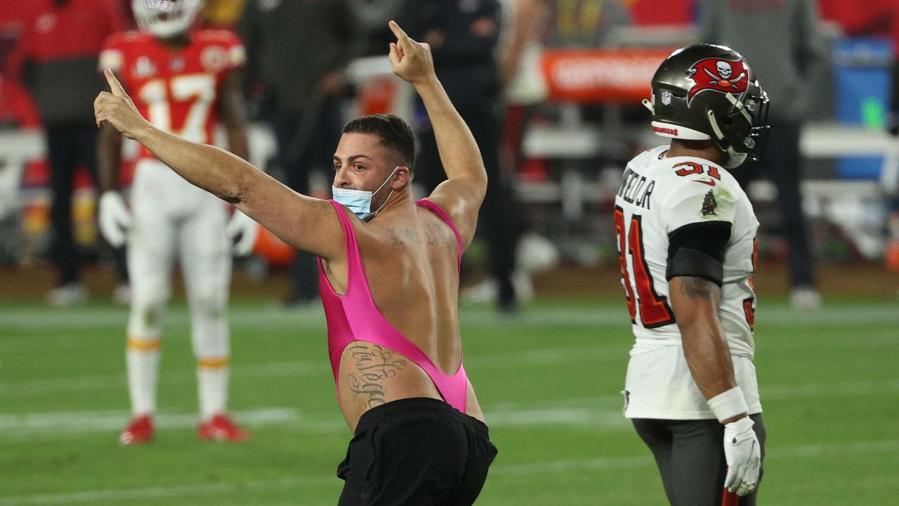 streaker at super bowl 2025 bet odds