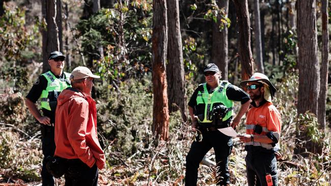 Bob Brown and Tasmania Police. Picture: Bob Brown Foundation