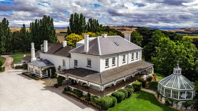 Tasmania’s 4448ha Vaucluse Estate was purchased by a New Zealand family for $100 million late last year.